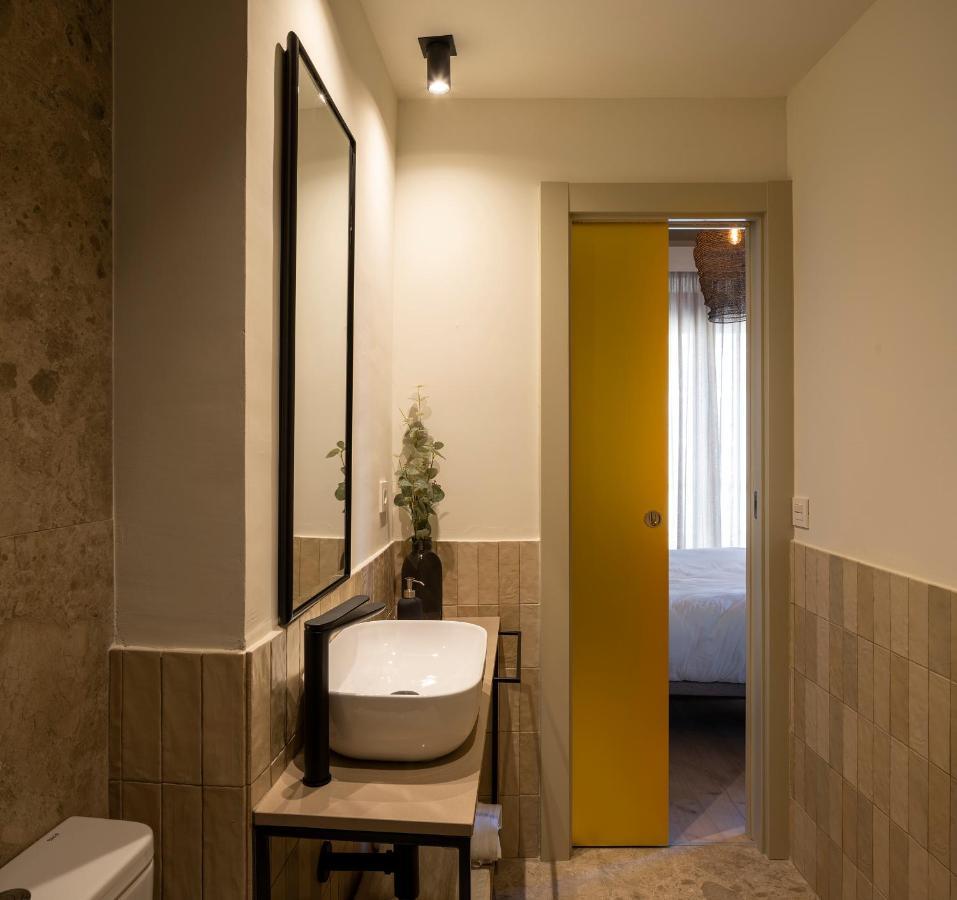 Home4U, Plaza Nueva 1 Granada Bagian luar foto