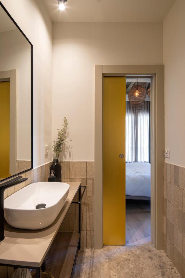 Home4U, Plaza Nueva 1 Granada Bagian luar foto